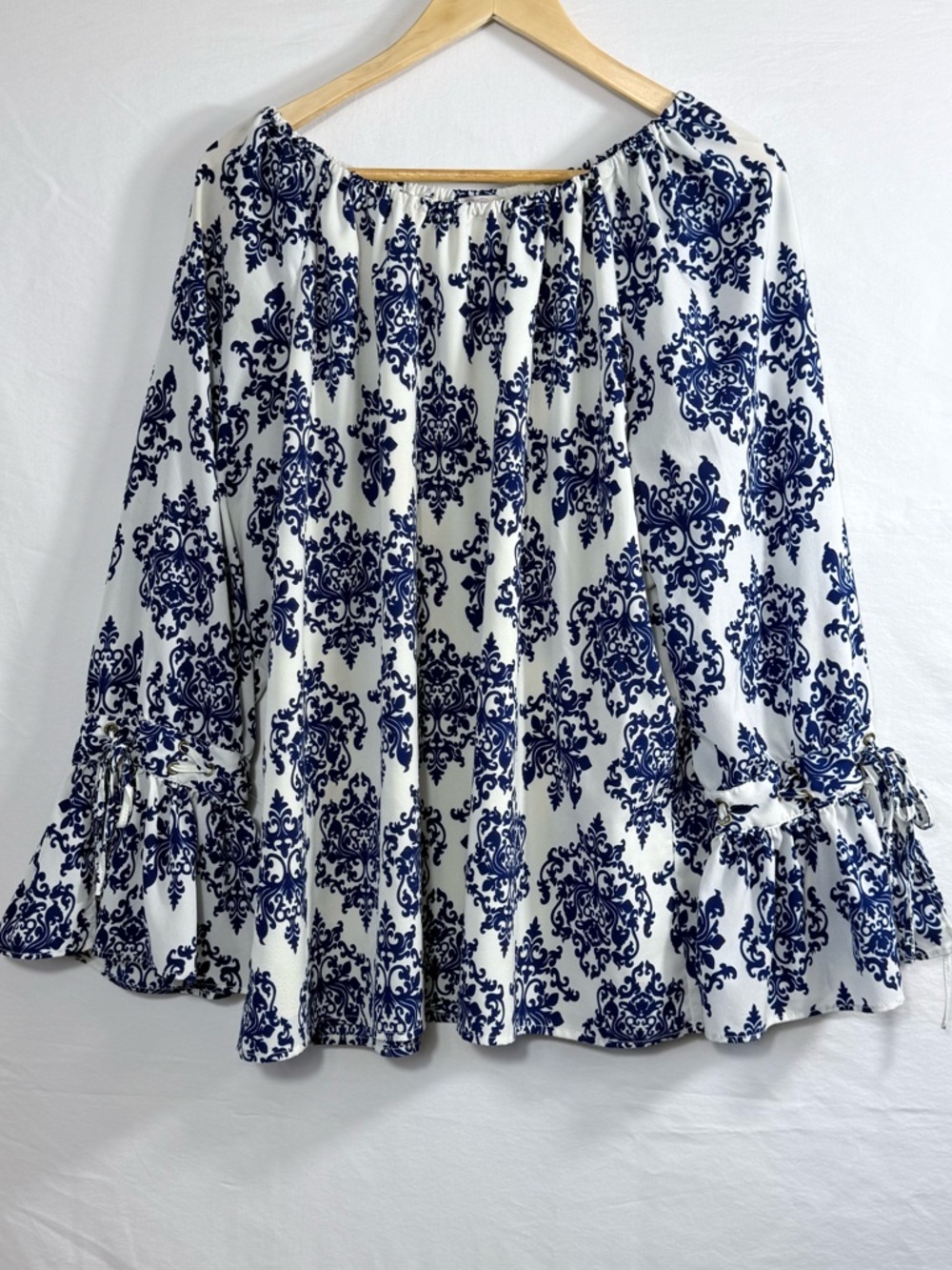Hot in Hollywood off-the-shoulder Tunic in a navy & cream Damask floral Pattern